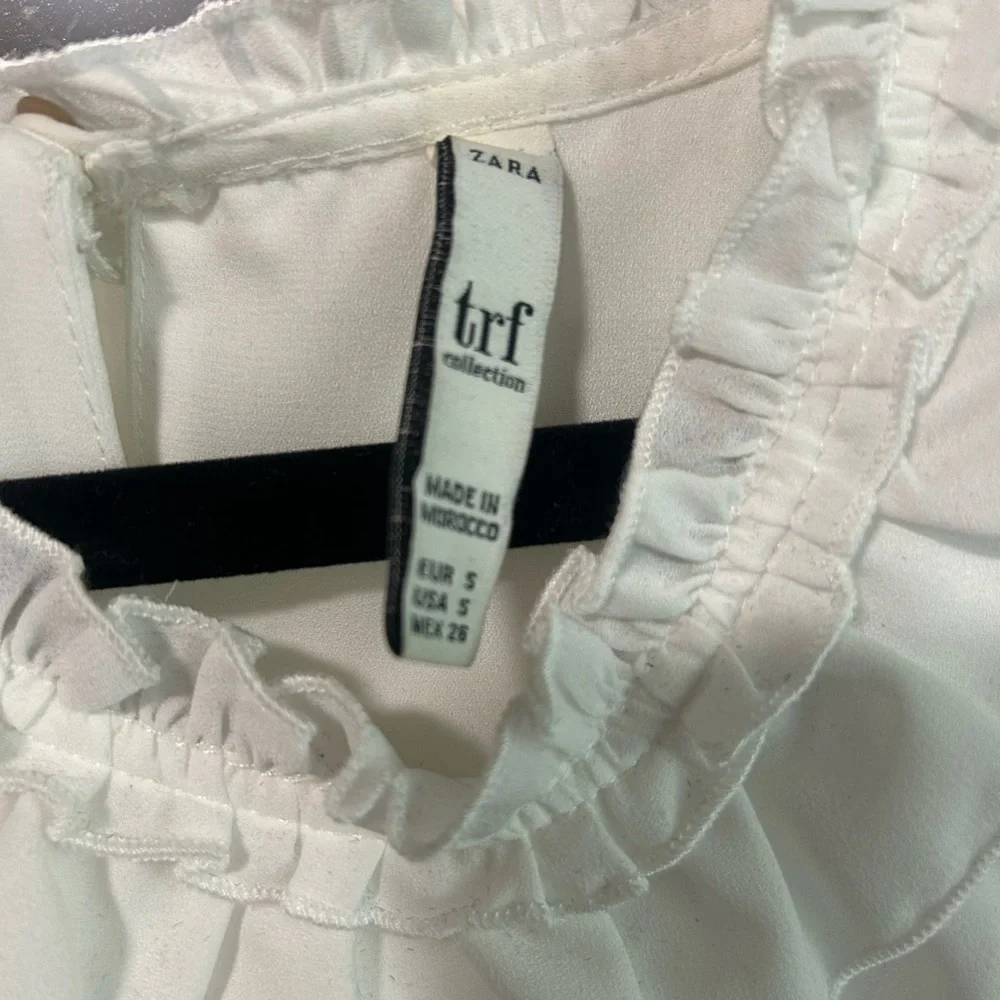 Zara White Ruffled Blouse - Picture 3 of 3